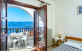 Kritikos Apartments